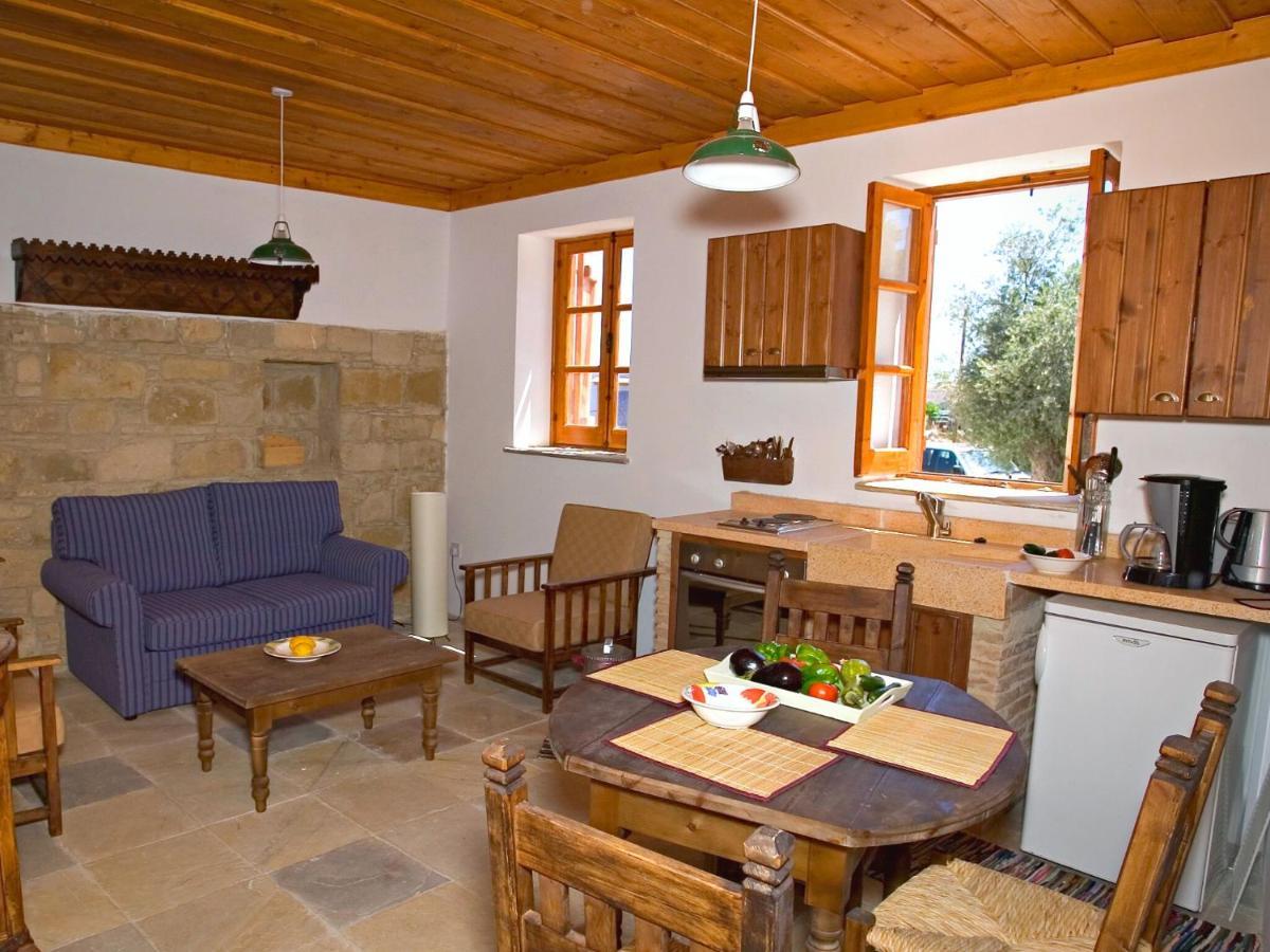 Eveleos Country House Тохни Екстериор снимка