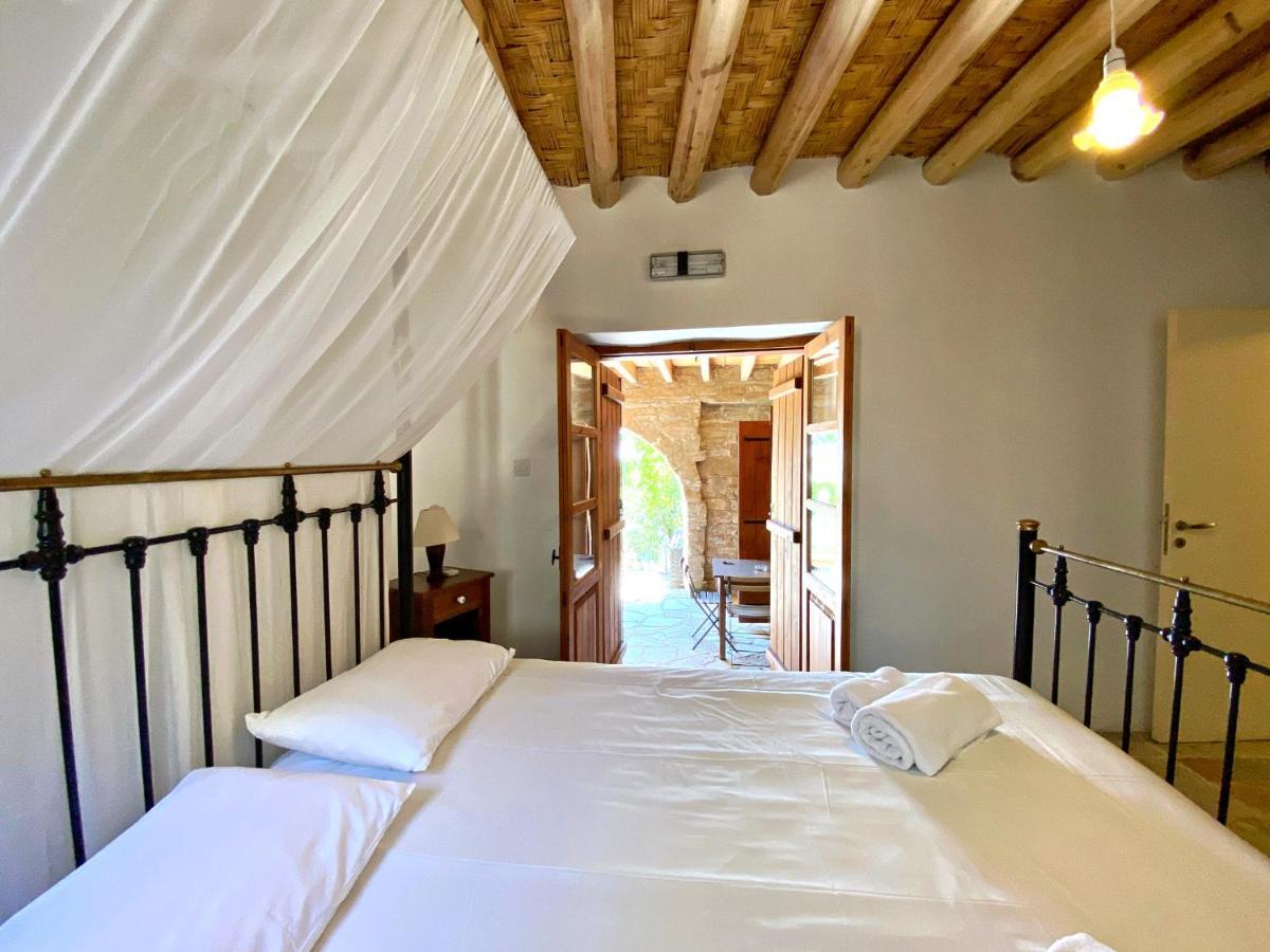 Eveleos Country House Тохни Екстериор снимка