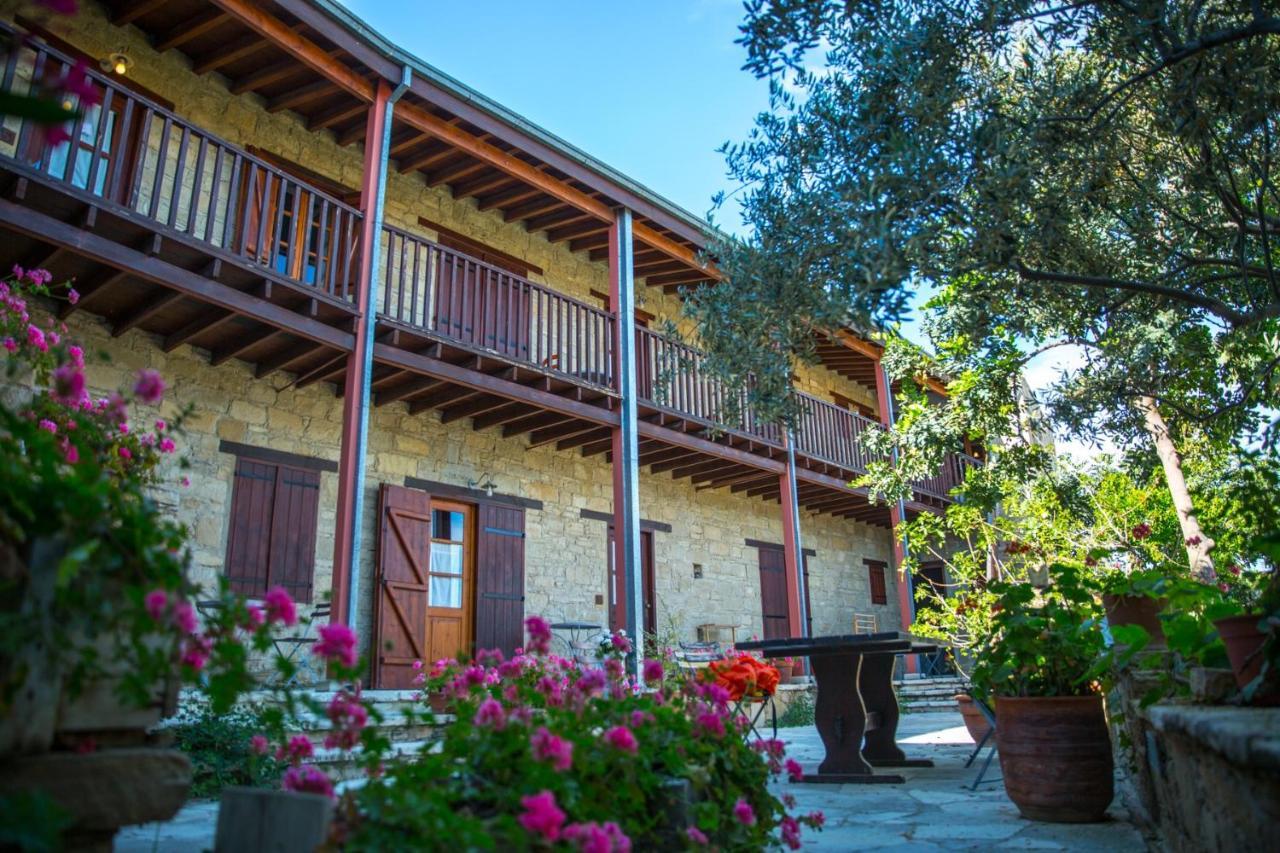 Eveleos Country House Тохни Екстериор снимка